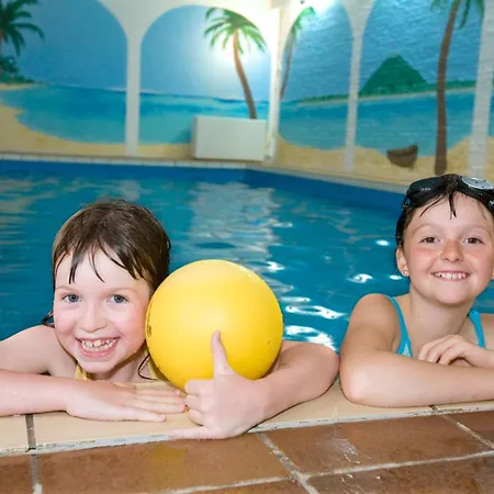 Ferien- Und Reitsport Brunnenhof Hotel