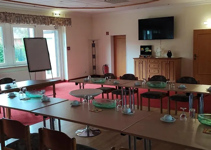 Ferien- Und Reitsport Brunnenhof Hotel